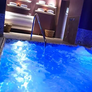 sovrana.emilia-romagnahotels.net/