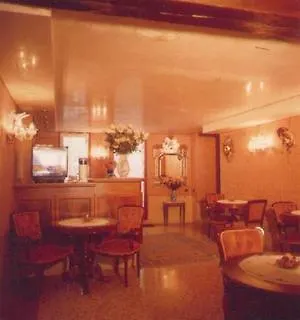 Hotel Airone Venise 2*,